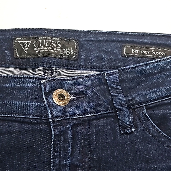 Guess Brittney skinny jeans dark wash size 28 - Picture 2 of 5